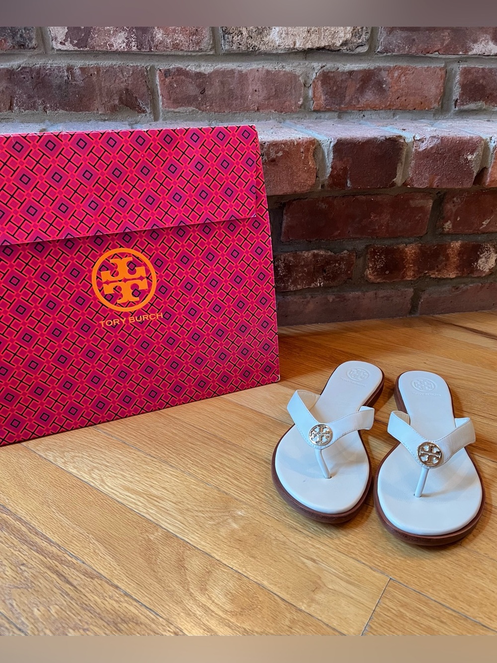 Tory Burch Ivory Benton Leather Thong Sandals